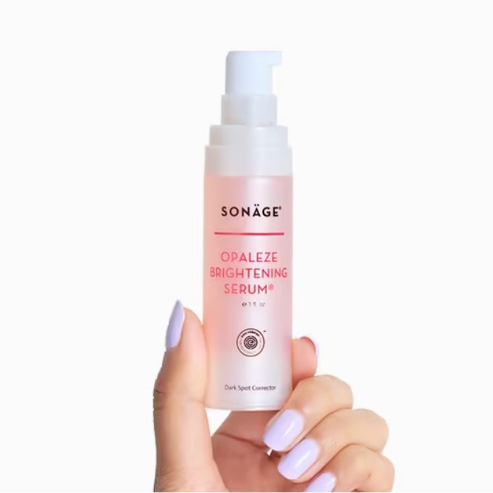 SONÄGE SKINCARE
Opaleze Brightening Serum